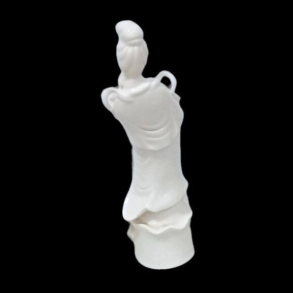 Vtge ARDCO Guan Yin White Porcelain Statue/Figure Made in Japan Holding Lotus - Picture 3 of 7